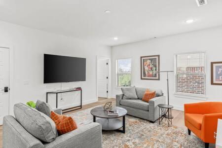 The O'Keeffe-2Nd Floor Boutique Hotel Suite Μπέντονβιλ Εξωτερικό φωτογραφία